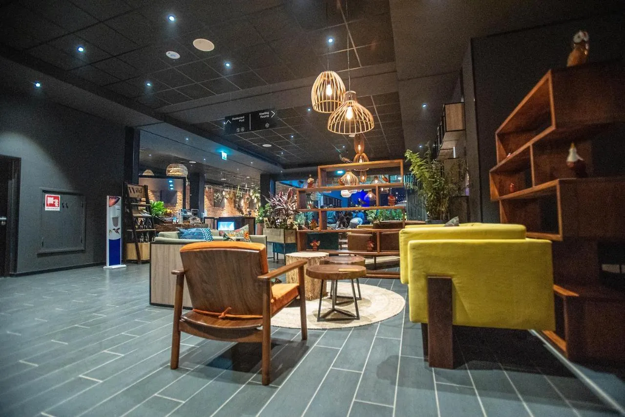 Onomo Hotel 캄팔라