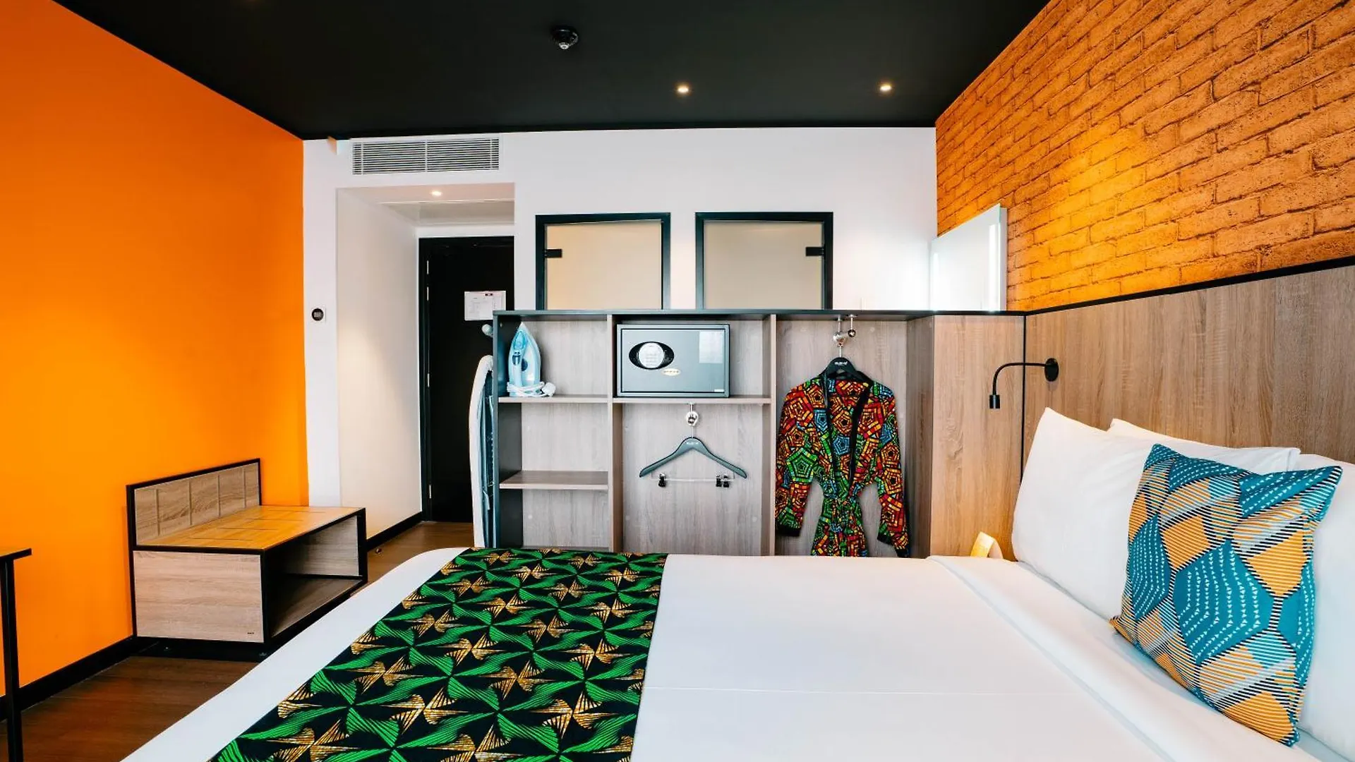 Onomo Hotel 캄팔라